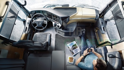 Килим MERCEDES-BENZ SOLOSTAR (екошкіра)